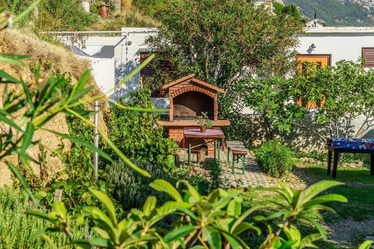 Apartmani Amila-Pisak Exterior foto